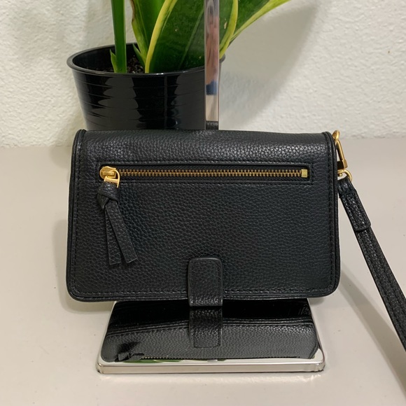 💕👜TORY BURCH Black Leather Wrislet💕👜👜 - Picture 2 of 8